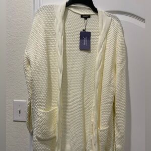 OmnicGot Cable Knit Cardigan
